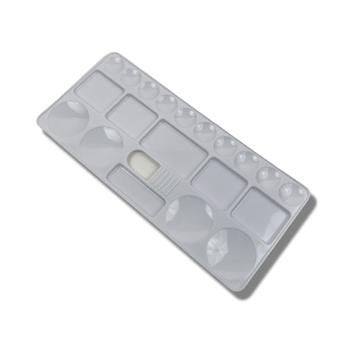 Holbein 19 Well Plastic Palette front